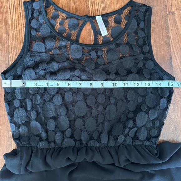 Adorable Little Black Dress - Picture 6 of 10